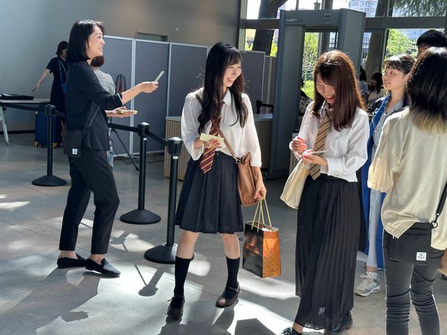 「バック・トゥ・ホグワーツ」イベント＆9と3/4番線にある「レイルウェイショップ」の様子（4枚目）