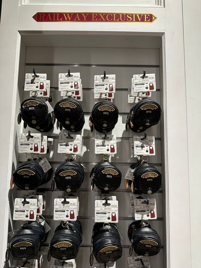 「バック・トゥ・ホグワーツ」イベント＆9と3/4番線にある「レイルウェイショップ」の様子（16枚目）