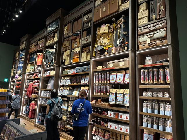 「バック・トゥ・ホグワーツ」イベント＆9と3/4番線にある「レイルウェイショップ」の様子（19枚目）