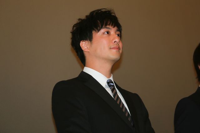 桜田通、横浜流星、渡部秀のスーツ姿がカッコいい！『シュウカツ』初日舞台あいさつギャラリー（4枚目）