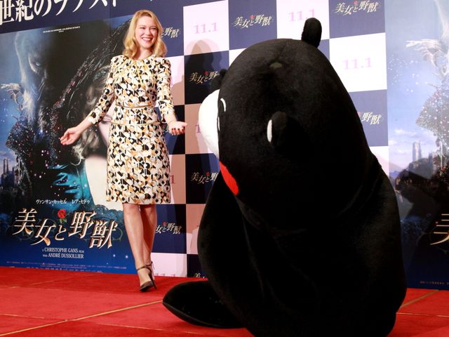 美女からのキスにくまモン、メロメロ！『美女と野獣』来日記者会見フォトギャラリー（2枚目）
