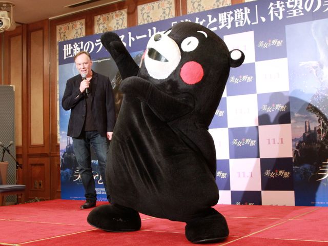 美女からのキスにくまモン、メロメロ！『美女と野獣』来日記者会見フォトギャラリー（8枚目）