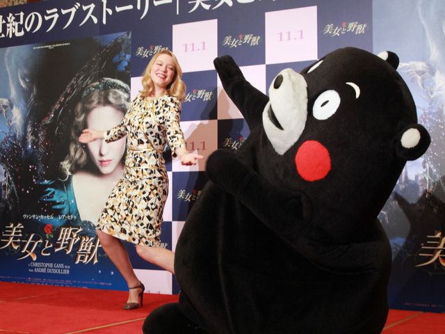 美女からのキスにくまモン、メロメロ！『美女と野獣』来日記者会見フォトギャラリー（12枚目）
