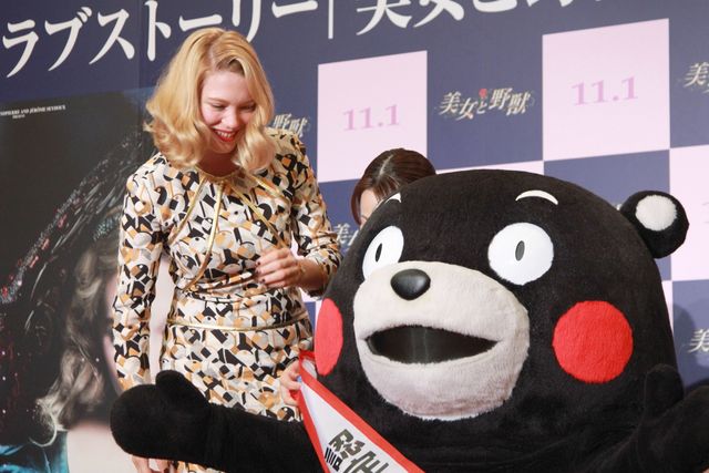 美女からのキスにくまモン、メロメロ！『美女と野獣』来日記者会見フォトギャラリー（14枚目）