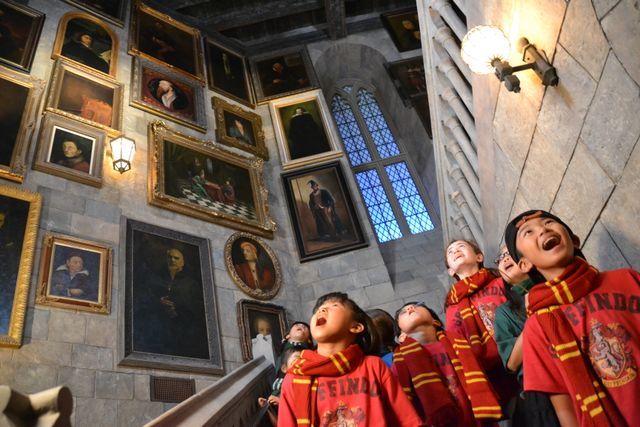 USJ「ハリポタ」エリア、ホグワーツ城内部が初公開!フォトギャラリー:フォトギャラリー