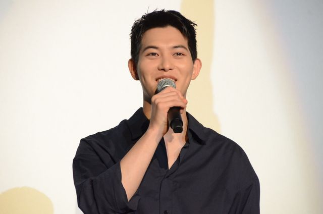 CNBLUEのイ・ジョンヒョン登壇！『生きる街』舞台あいさつ（12枚目）