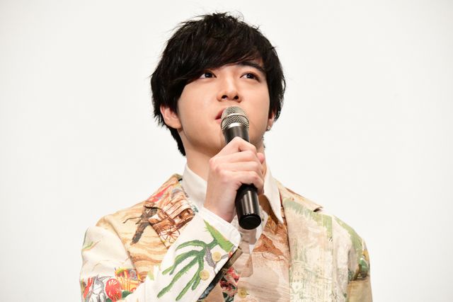 門脇麦＆成田凌ら皆でセルフィー！『チワワちゃん』公開記念舞台あいさつ（15枚目）