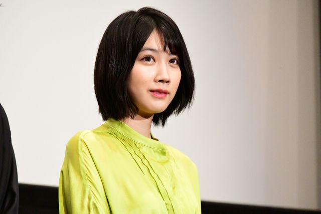 門脇麦＆成田凌ら皆でセルフィー！『チワワちゃん』公開記念舞台あいさつ（19枚目）