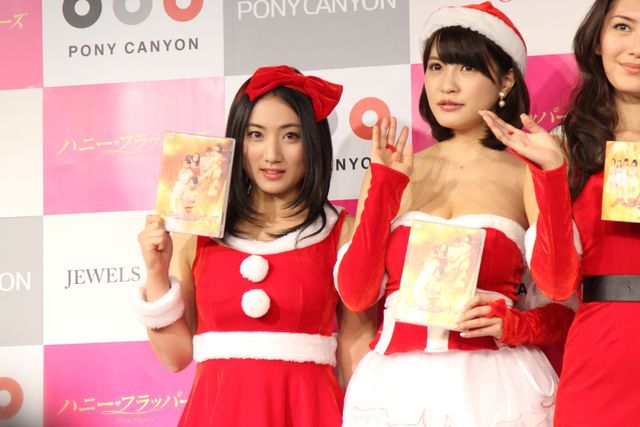 坂口杏里らセクシーサンタ衣装で登場！フォトギャラリー（6枚目）