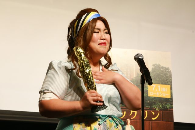 本人か!?平愛梨に激似のざわちん（5枚目）