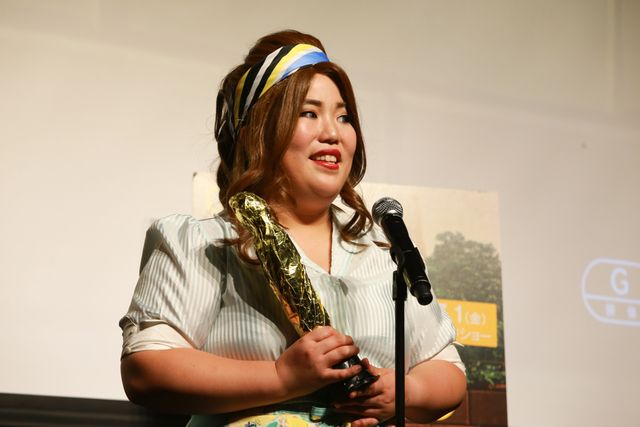 本人か!?平愛梨に激似のざわちん（7枚目）