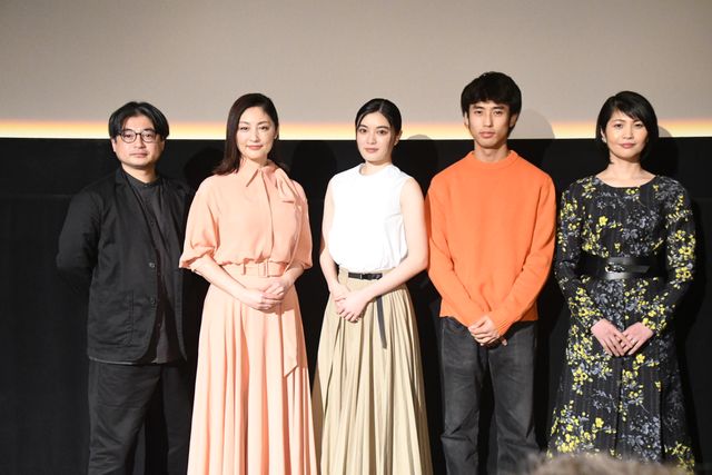 注目女優・吉田美月喜、常盤貴子とW主演映画『あつい胸さわぎ』公開記念舞台あいさつに登壇（18枚目）