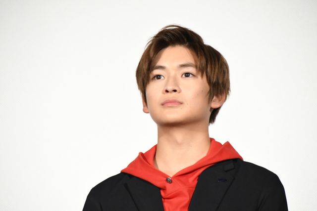 高橋文哉＆奥野壮ら書き初めで飛躍を誓う！『仮面ライダー　令和　ザ・ファースト・ジェネレーション』大ヒット御礼舞台あいさつ（2枚目）