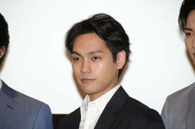 堤真一＆柳楽優弥『泣くな赤鬼』公開御礼舞台あいさつ（3枚目）