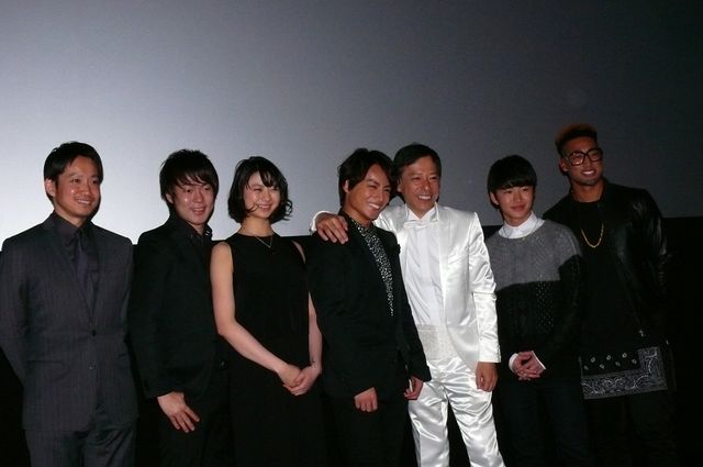 ウーマン村本のクズキャラ全開！映画『セブンデイズ リポート』特別先行上映会舞台あいさつフォトギャラリー（13枚目）