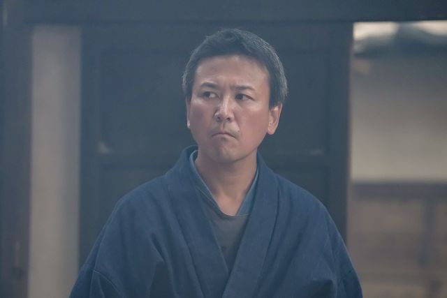 大西信満ふんする永見剣造