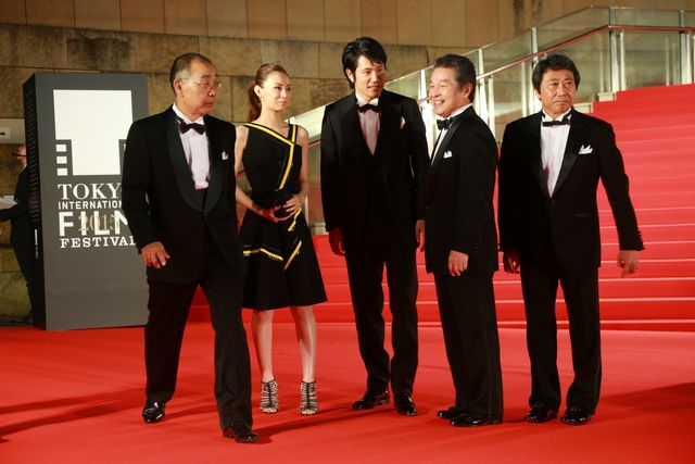 北川景子、肩出しドレスで松ケンとレッドカーペット！フォトギャラリー3（61枚目）