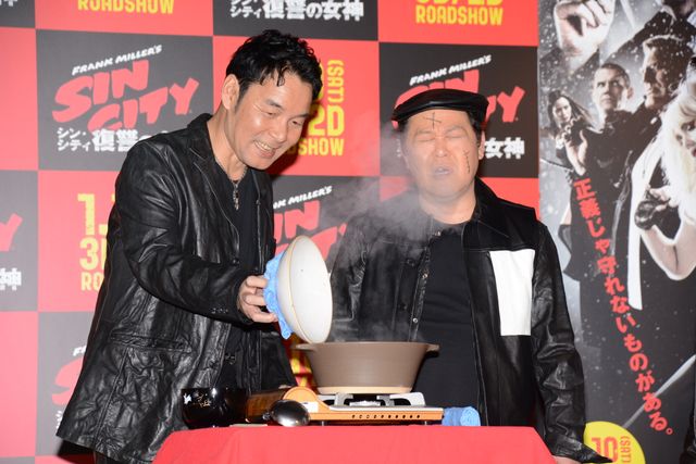 ダチョウ倶楽部、セクシー美女にデレデレ……フォトギャラリー（10枚目）