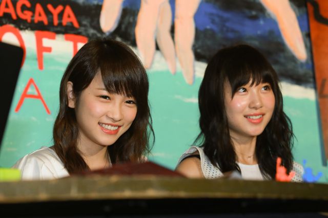 AKBをムカデ人間に…？川栄李奈＆高橋朱里出席イベントフォトギャラリー：フォトギャラリー