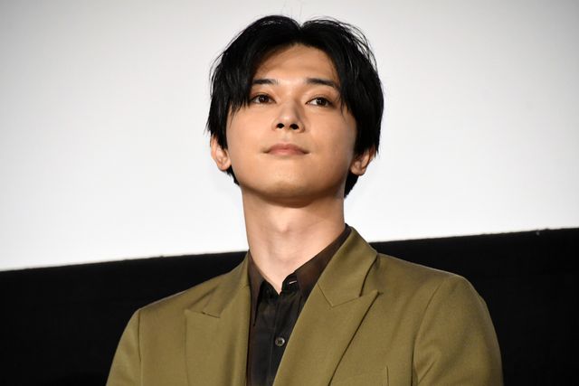 吉沢亮の全身カットも！映画『ぼくが生きてる、ふたつの世界』公開記念舞台あいさつ（5枚目）