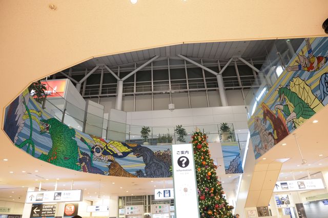 全長約40メートル！羽田空港に世界最大の巨大ゴジラモニュメント完成（3枚目）