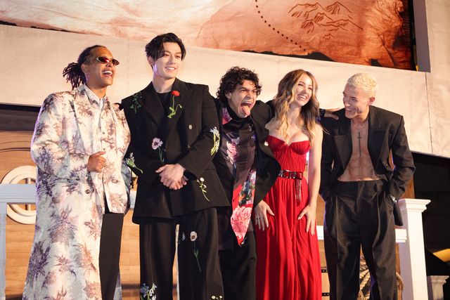 ナミ役エミリー・ラッド、真っ赤な大胆ドレスで魅了！「ONE PIECE」シーズン2来日ファンイベント（19枚目）