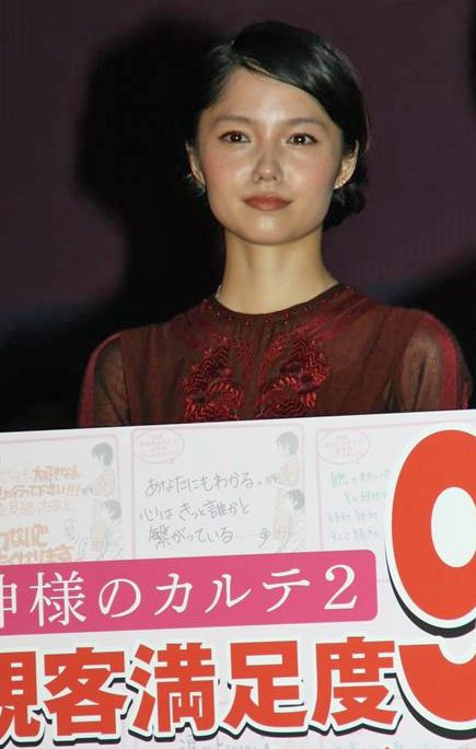 宮崎あおい、エスニックなロングワンピース姿がかわいい！ 『神様のカルテ2』大ヒット感謝イベント写真ギャラリー（8枚目）