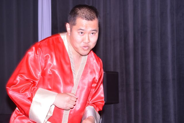 とにかく明るい安村、マイナス13キロの肉体改造に挑戦（11枚目）