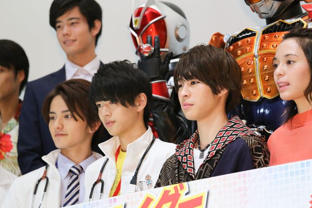 『仮面ライダー平成ジェネレーションズ Dr.パックマン対エグゼイド＆ゴーストwithレジェンドライダー』初日舞台あいさつフォトギャラリー：フォトギャラリー