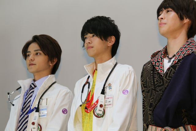 『仮面ライダー平成ジェネレーションズ Dr.パックマン対エグゼイド＆ゴーストwithレジェンドライダー』初日舞台あいさつフォトギャラリー（32枚目）