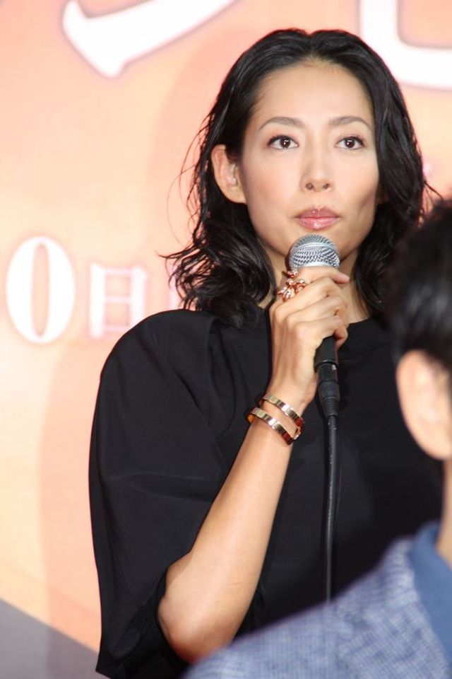 美しい脚…黒木メイサ、竹野内豊らフォトギャラリー（11枚目）