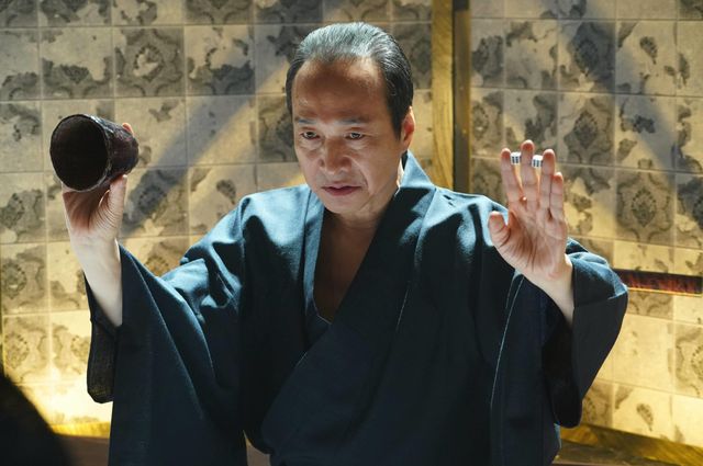 東出昌大もイメージ全然違う！月9「コンフィデンスマンJP」場面写真（2枚目）