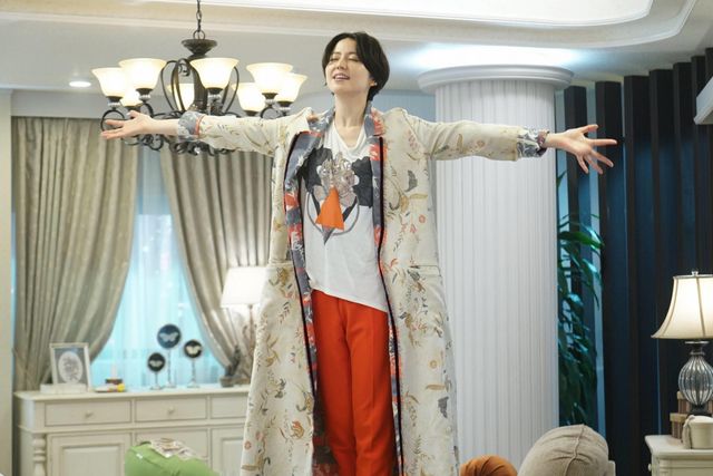 東出昌大もイメージ全然違う！月9「コンフィデンスマンJP」場面写真（5枚目）