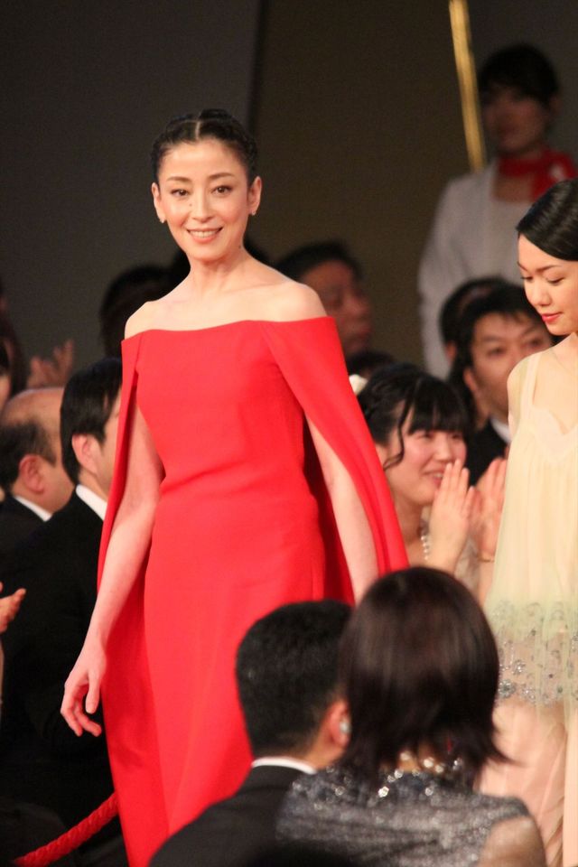 今年の授賞式ファッションの傾向は？華やかに女優陣が競演！【第38回日本アカデミー賞】フォトギャラリー（31枚目）