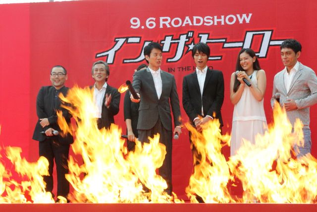 50代のヒーロー唐沢寿明！映画『イン・ザ・ヒーロー』フォトギャラリー（10枚目）