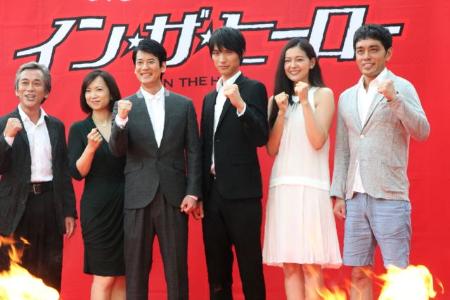 50代のヒーロー唐沢寿明！映画『イン・ザ・ヒーロー』フォトギャラリー（12枚目）