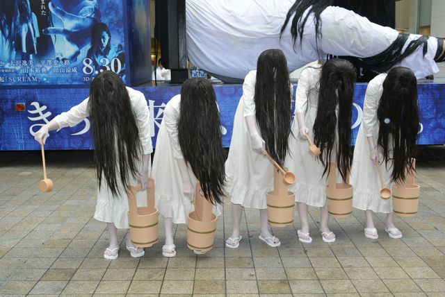 ゆるキャラ疑惑!?　の貞子、泣き出す赤ん坊の姿を見て最恐ヒロインに自信!?　画像ギャラリー（13枚目）