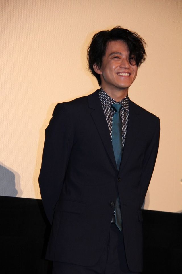 水谷豊、伊藤蘭の愛情こもったケーキをぱくり！フォトギャラリー（7枚目）