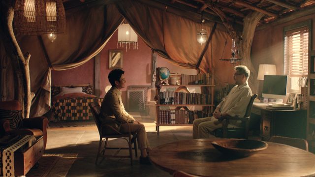 庵野秀明×妻夫木聡「大人エレベーター」新CM（2枚目）