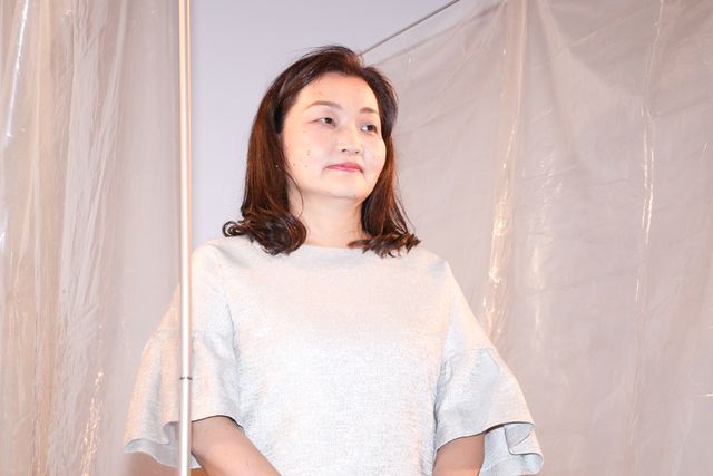 新津ちせ、落書きシーンはドキドキ！『ミセス・ノイズィ』完成披露舞台あいさつ（4枚目）