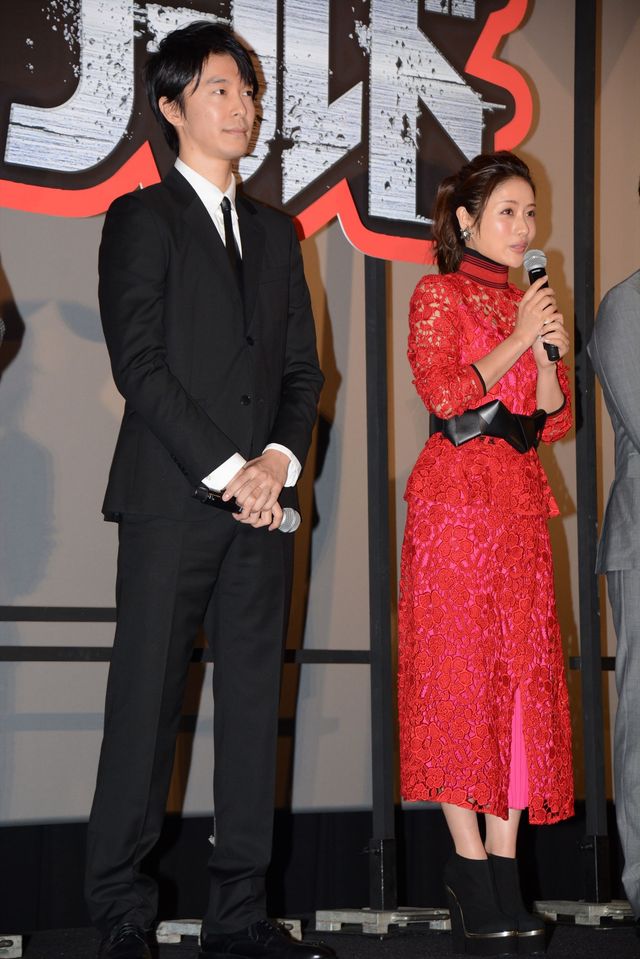 『進撃の巨人』キャストが壁を破壊！初日舞台あいさつフォトギャラリー（11枚目）