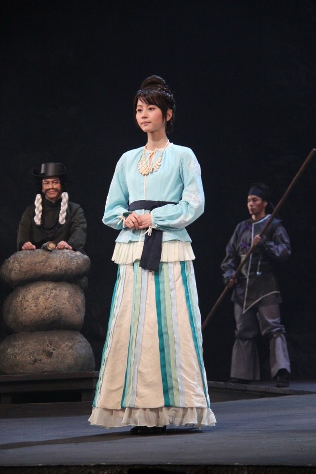 舞台「二都物語」囲み取材フォトギャラリー（9枚目）