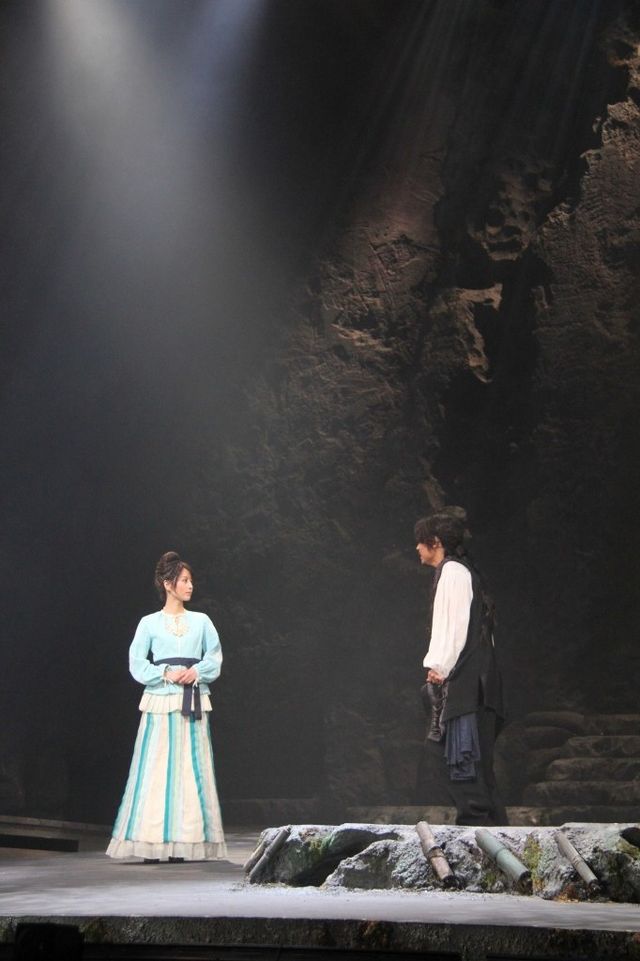 舞台「二都物語」囲み取材フォトギャラリー（11枚目）