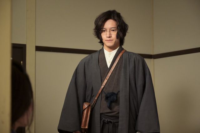 【画像9枚】朝ドラ「風、薫る」シマケン（佐野晶哉）が病院にやって来て…第53回場面写真：フォトギャラリー