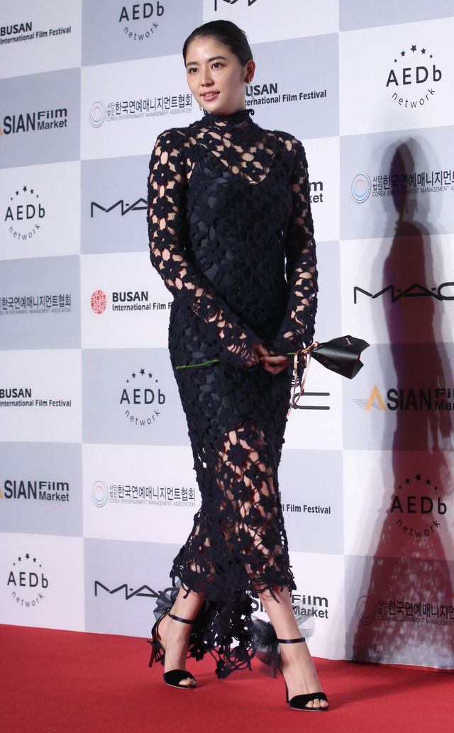 長澤まさみ、スタイルよすぎ＆ドレスが似合う！＜全5枚＞（2枚目）