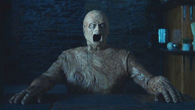 不気味すぎるマネキン人形…盲目の霊媒師描くホラー『視える』場面写真＜6枚＞：フォトギャラリー