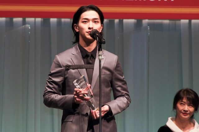 横浜流星、森七菜、新木優子、戸田恵梨香ら受賞に喜び！「第32回 日本 ジュエリー ベスト ドレッサー賞」表彰式（12枚目）