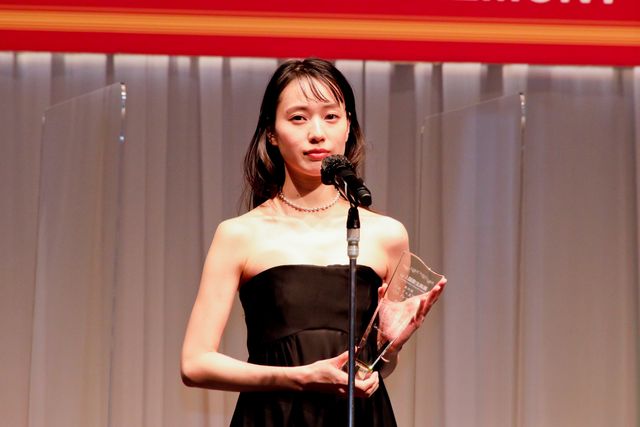 横浜流星、森七菜、新木優子、戸田恵梨香ら受賞に喜び！「第32回 日本 ジュエリー ベスト ドレッサー賞」表彰式（19枚目）