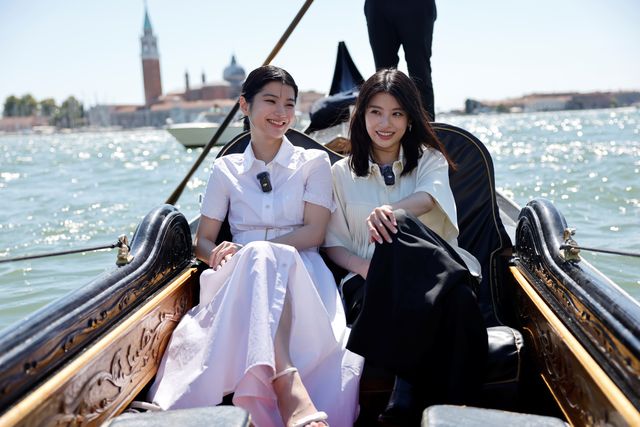 映画のワンシーンのよう『ルックバック』主演の蒔田彩珠と出口夏希