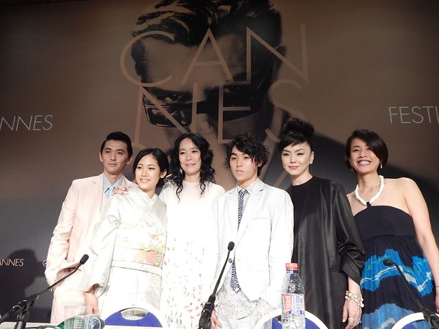 村上父子、カンヌで会見！映画『2つ目の窓』公式会見フォトギャラリー（13枚目）